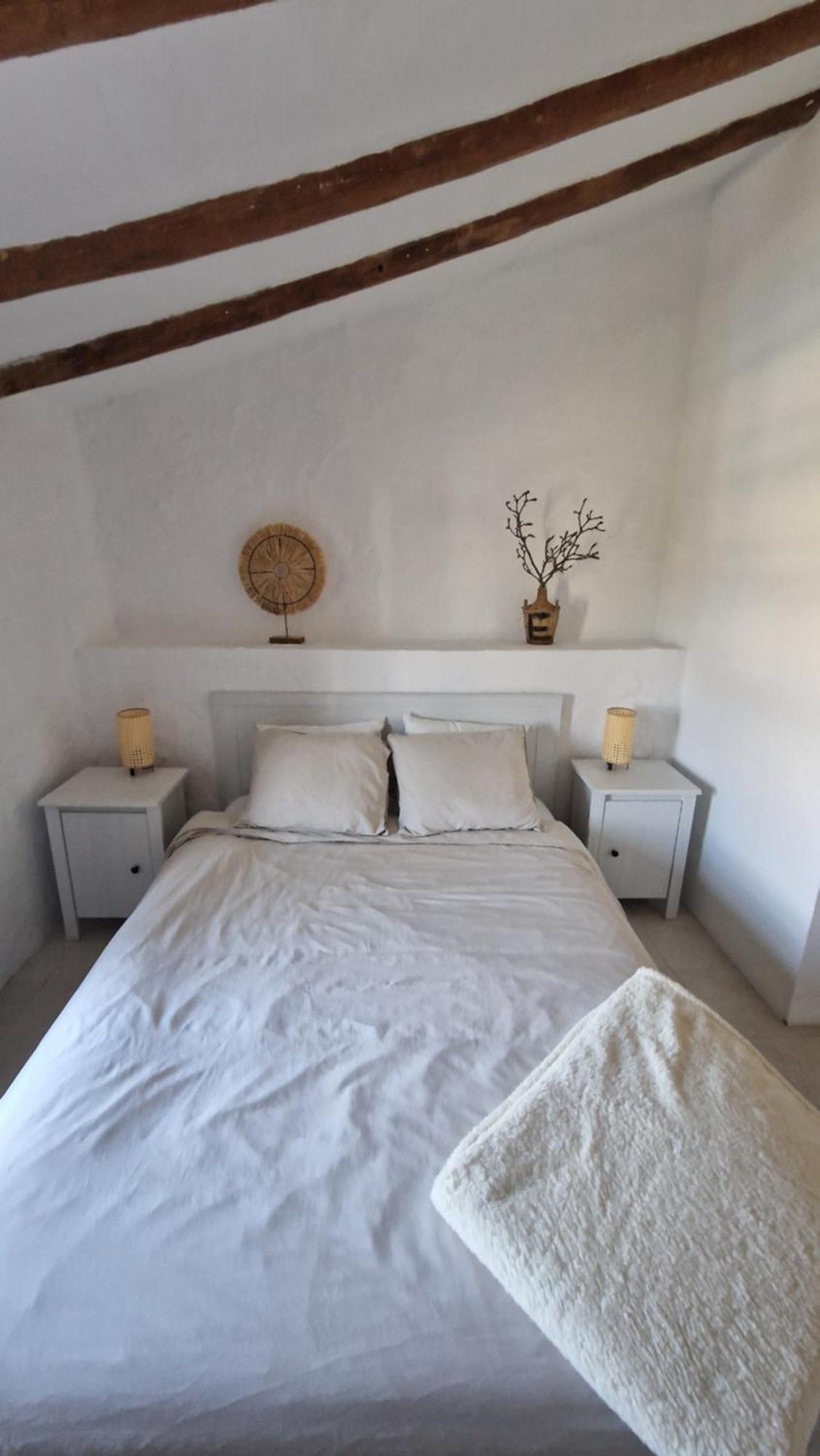 Casa De La Familia -