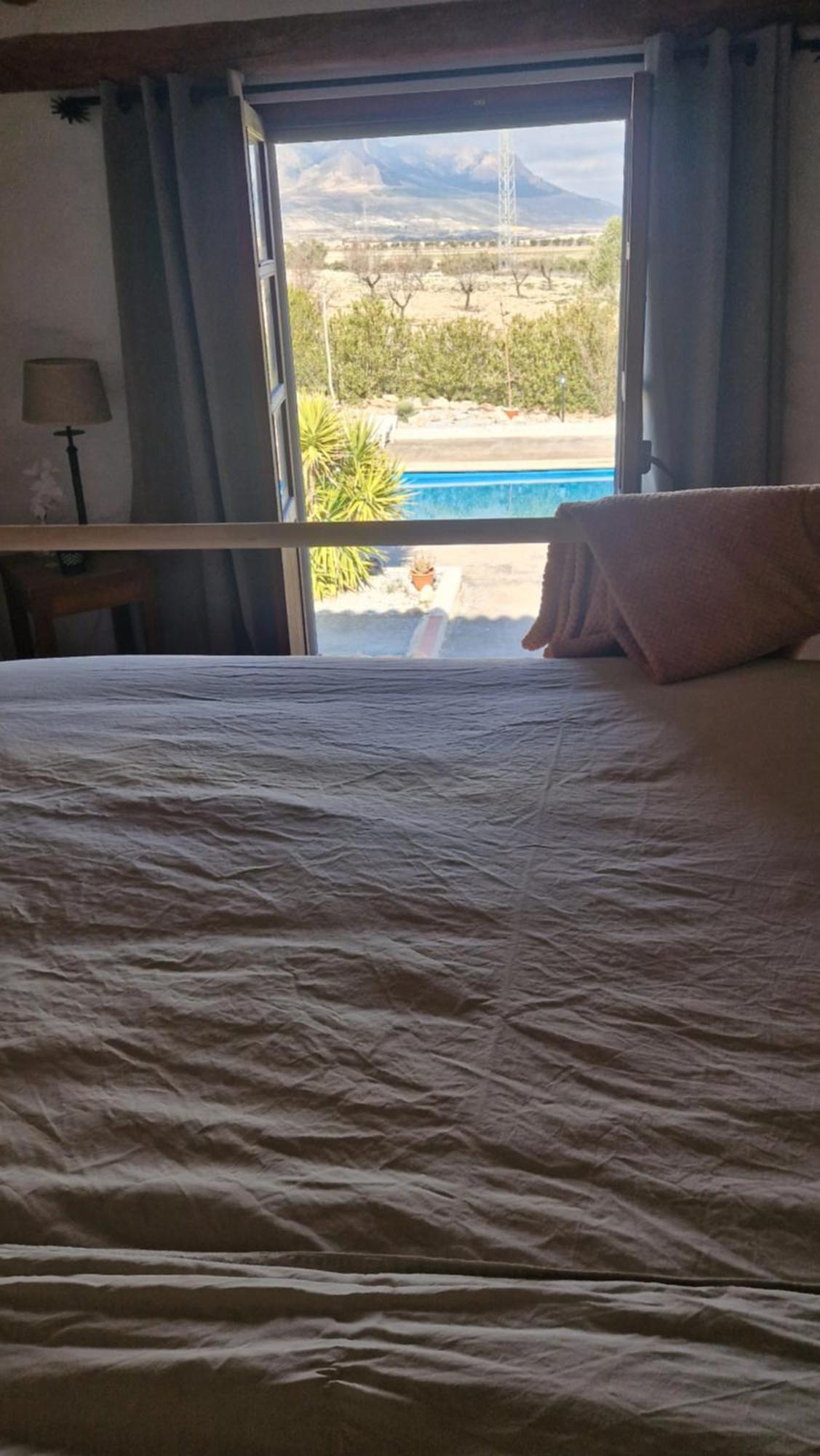 Casa De La Familia - Bed and breakfast Baza