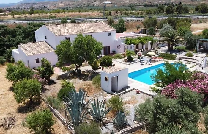 Casa De La Familia - Casa Rural
