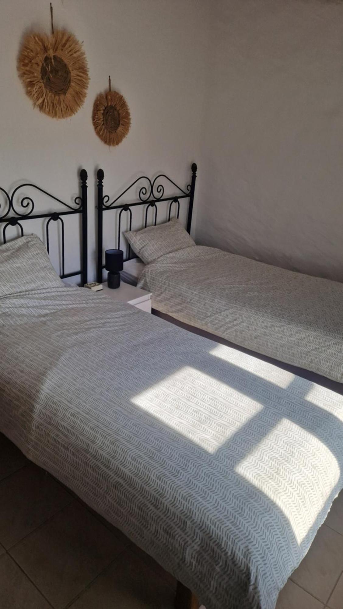 Bed and breakfast Casa De La Familia - Baza