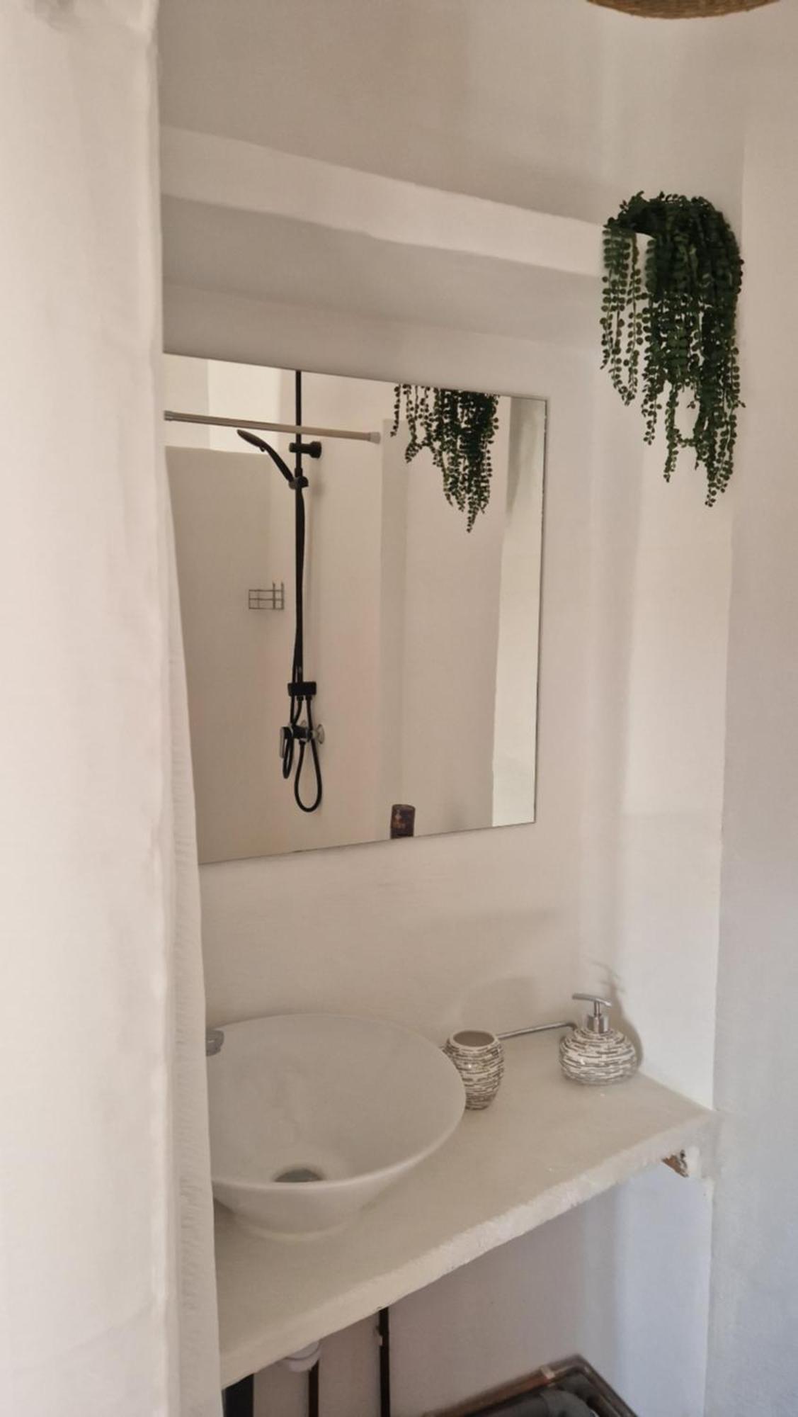 Bed and breakfast Casa De La Familia - Baza